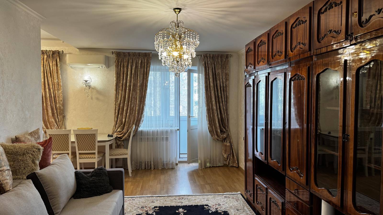 Продаж 2-кімнатної квартири 44 м², Люстдорфская дор.