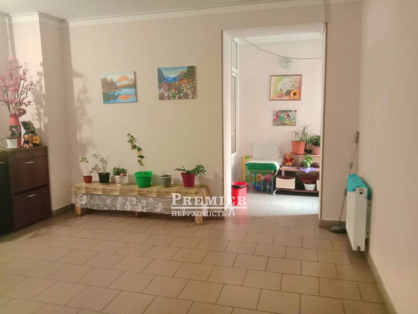 Продаж 2-кімнатної квартири 75 м², Старицкого вул.