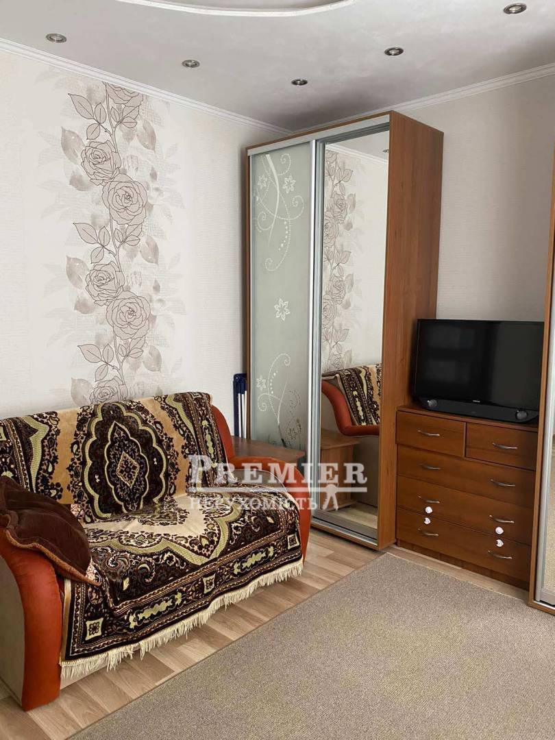 Продажа 1-комнатной квартиры 30 м², Полтавская ул.