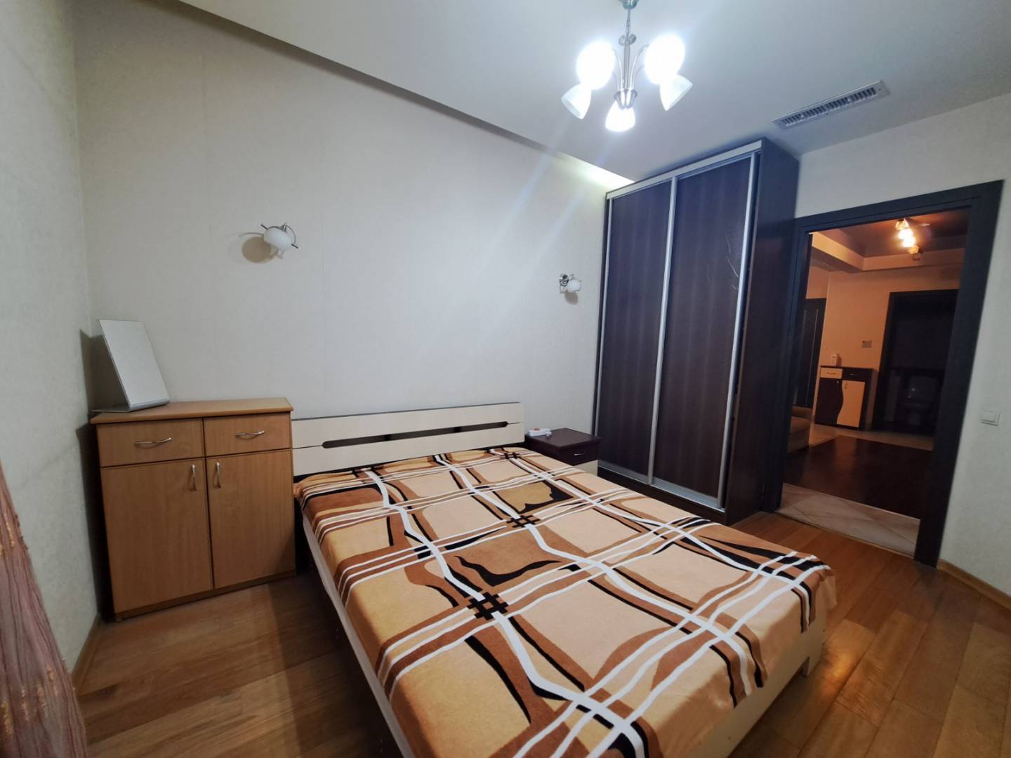 Продаж 3-кімнатної квартири 86 м², Середньофонтанська вул.