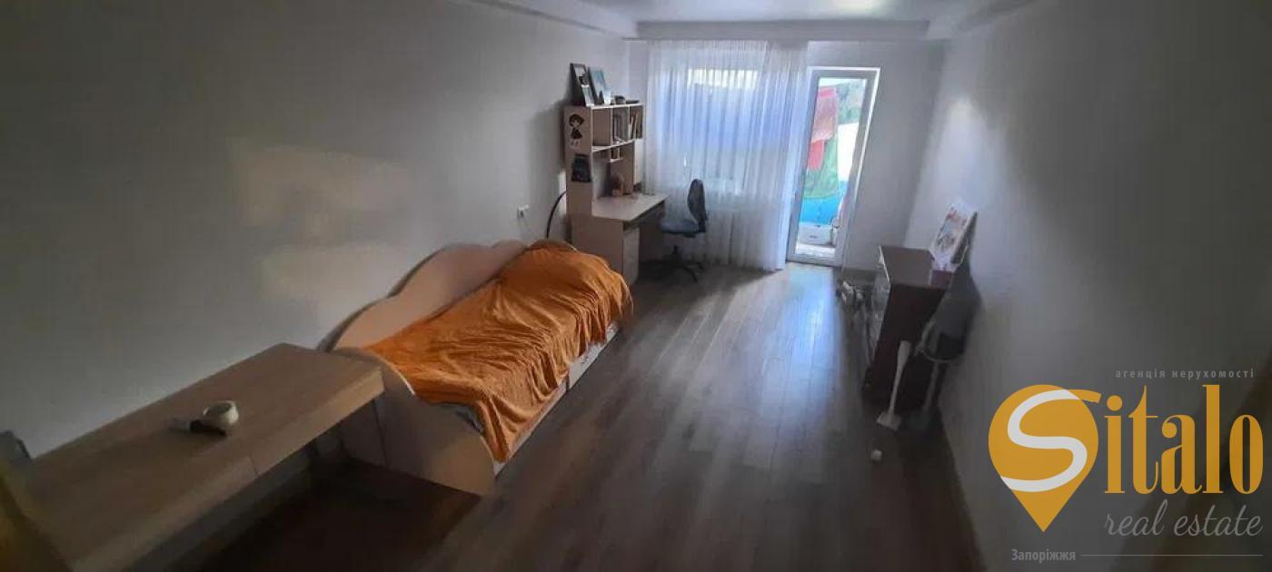 Продаж 3-кімнатної квартири 69 м², Бочарова вул.