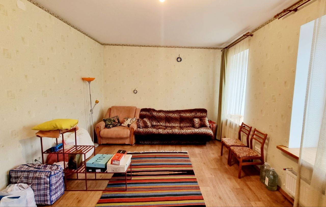 Продаж 2-кімнатної квартири 80 м², Базарна вул.