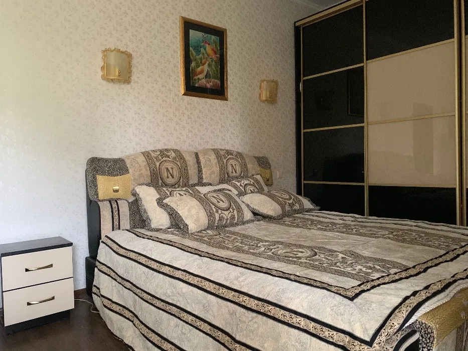 Дом посуточно 230 м², Центральная Садовая ул.