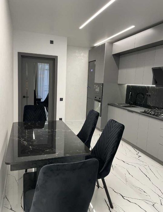 Аренда 3-комнатной квартиры 95 м²