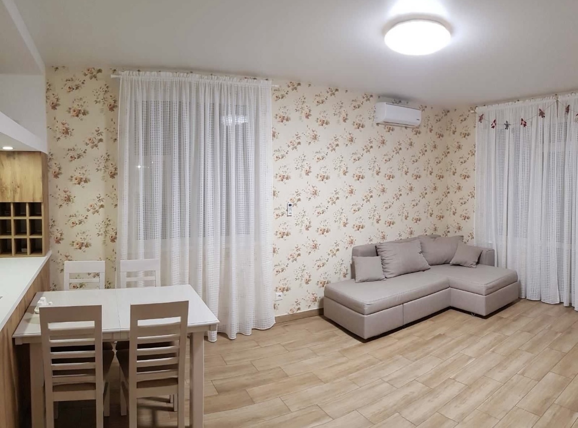Оренда котеджу 120 м², 120-а Садова вул., 20