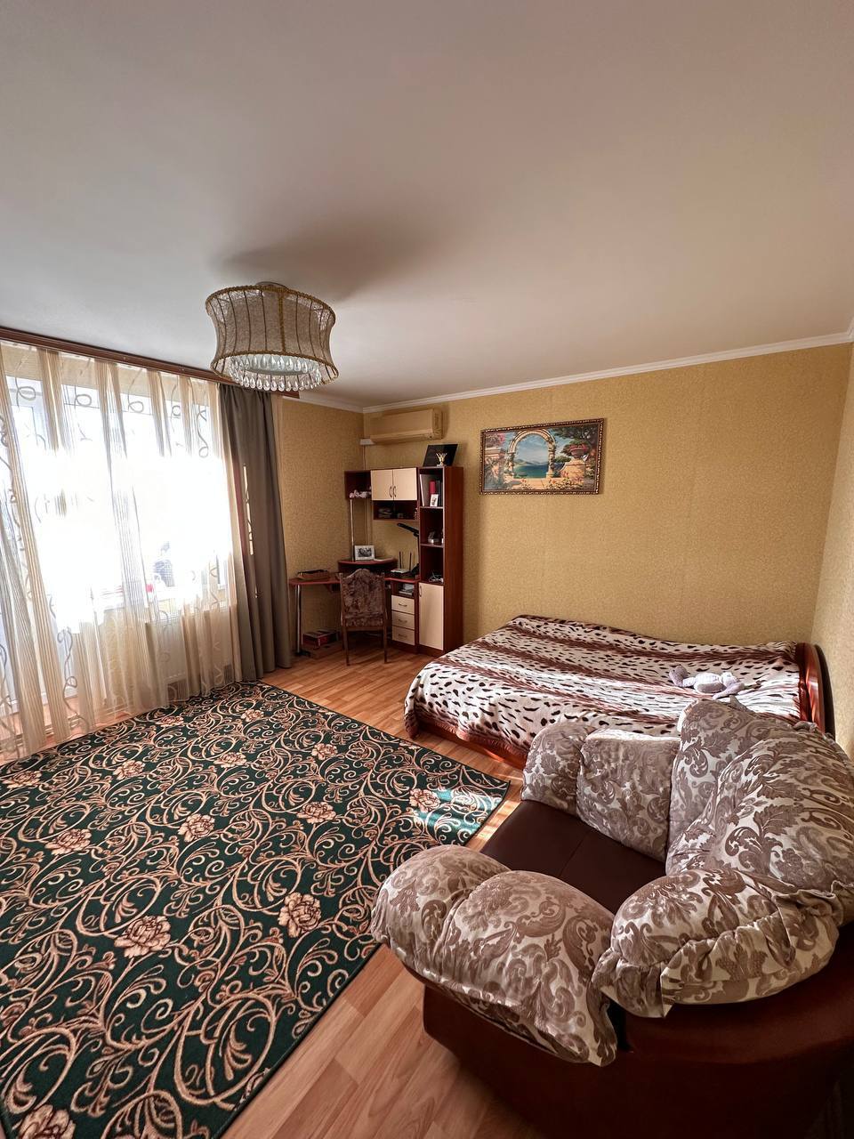 Продажа 1-комнатной квартиры 45 м², Новоместинская ул.