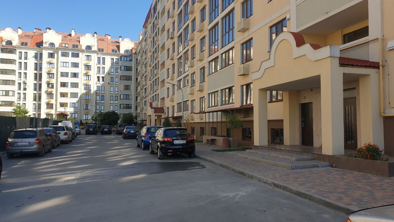 Продажа 2-комнатной квартиры 60 м², Надежды пер., 1