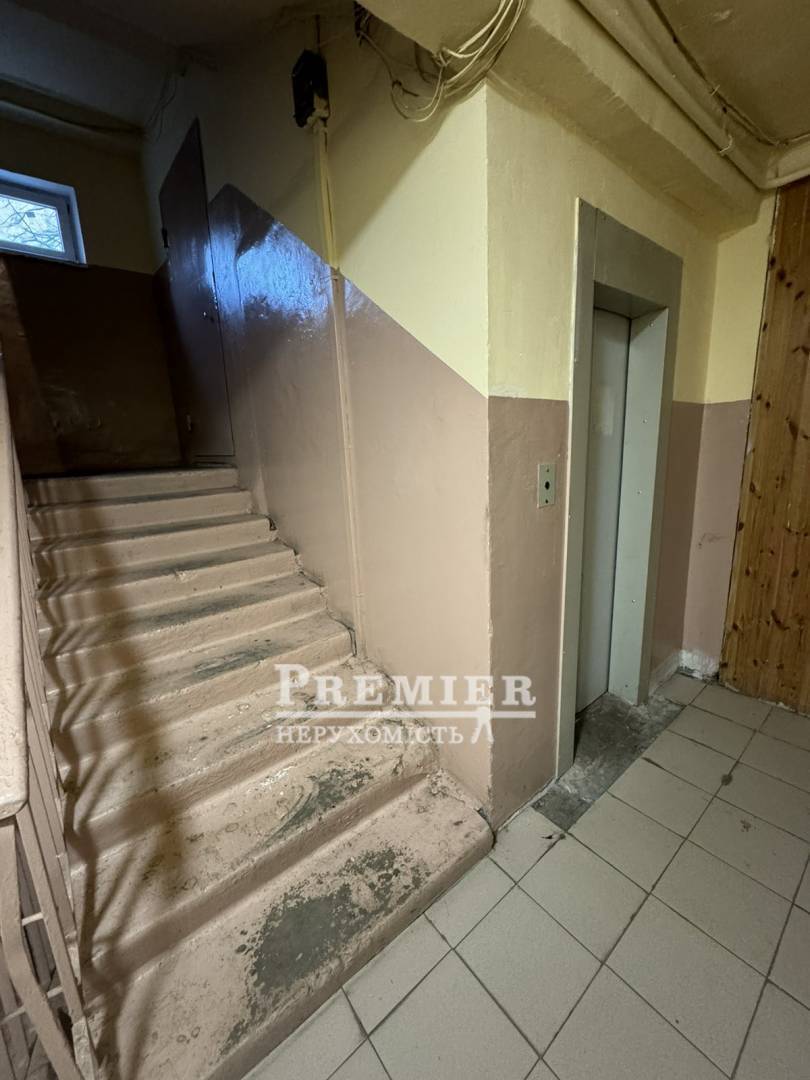 Продаж 3-кімнатної квартири 60 м², Якова Бреуса вул.