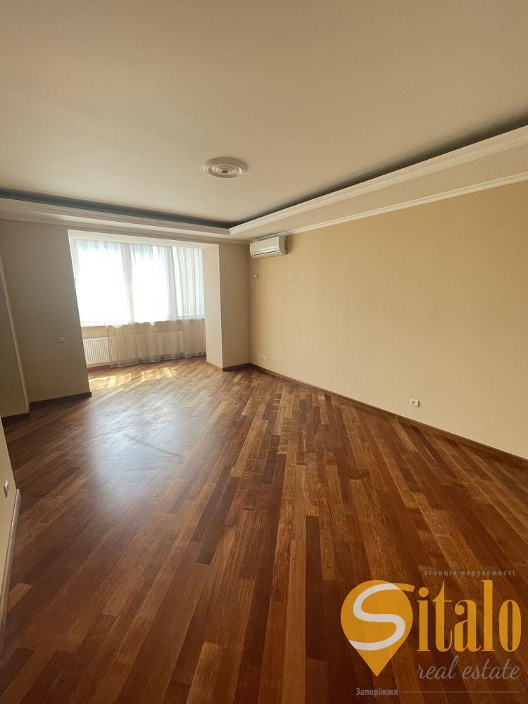 Продаж 3-кімнатної квартири 85 м², Центральний бул.