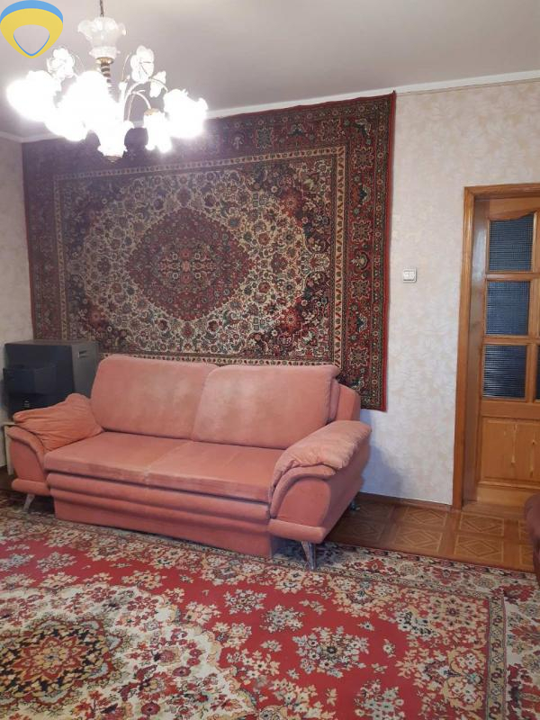 Продаж 1-кімнатної квартири 41 м², Добровольского просп.