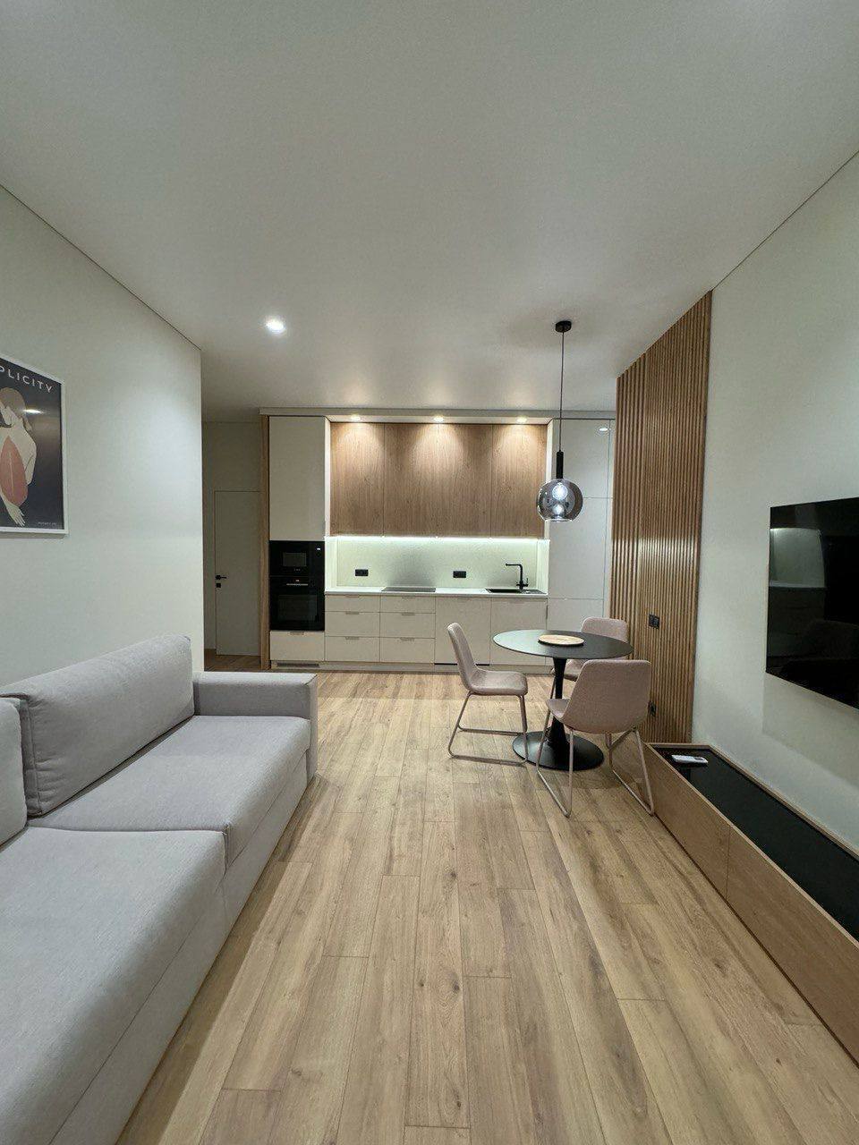 Продаж 3-кімнатної квартири 65 м², Олеся Гончара вул.