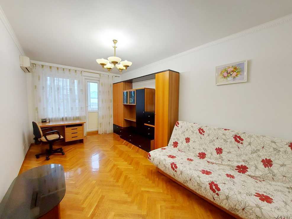 Аренда 3-комнатной квартиры 90 м², Шелковичная ул., 29