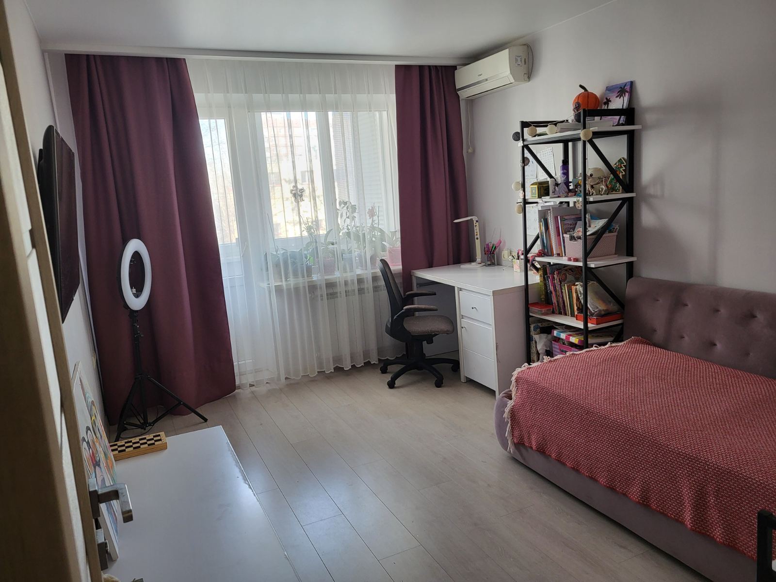Продажа 3-комнатной квартиры 63 м², Донецкое шоссе, 129
