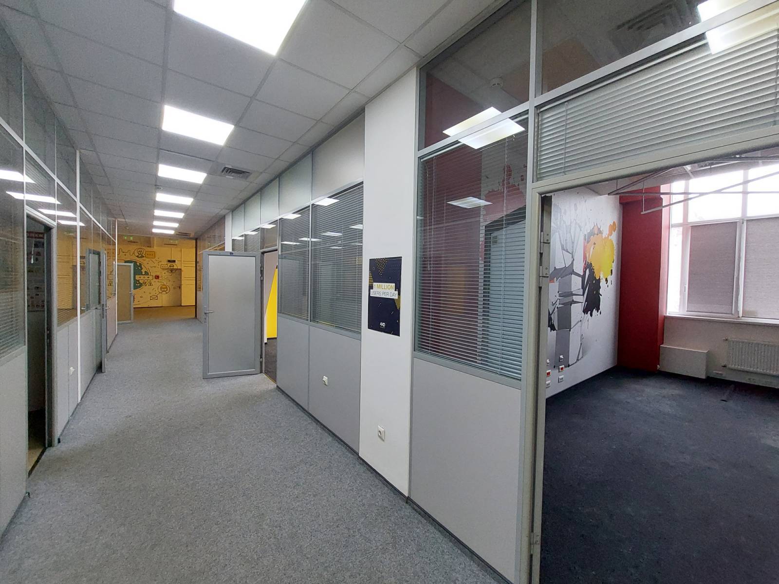 Аренда офиса 580 м², Кирилловская ул.