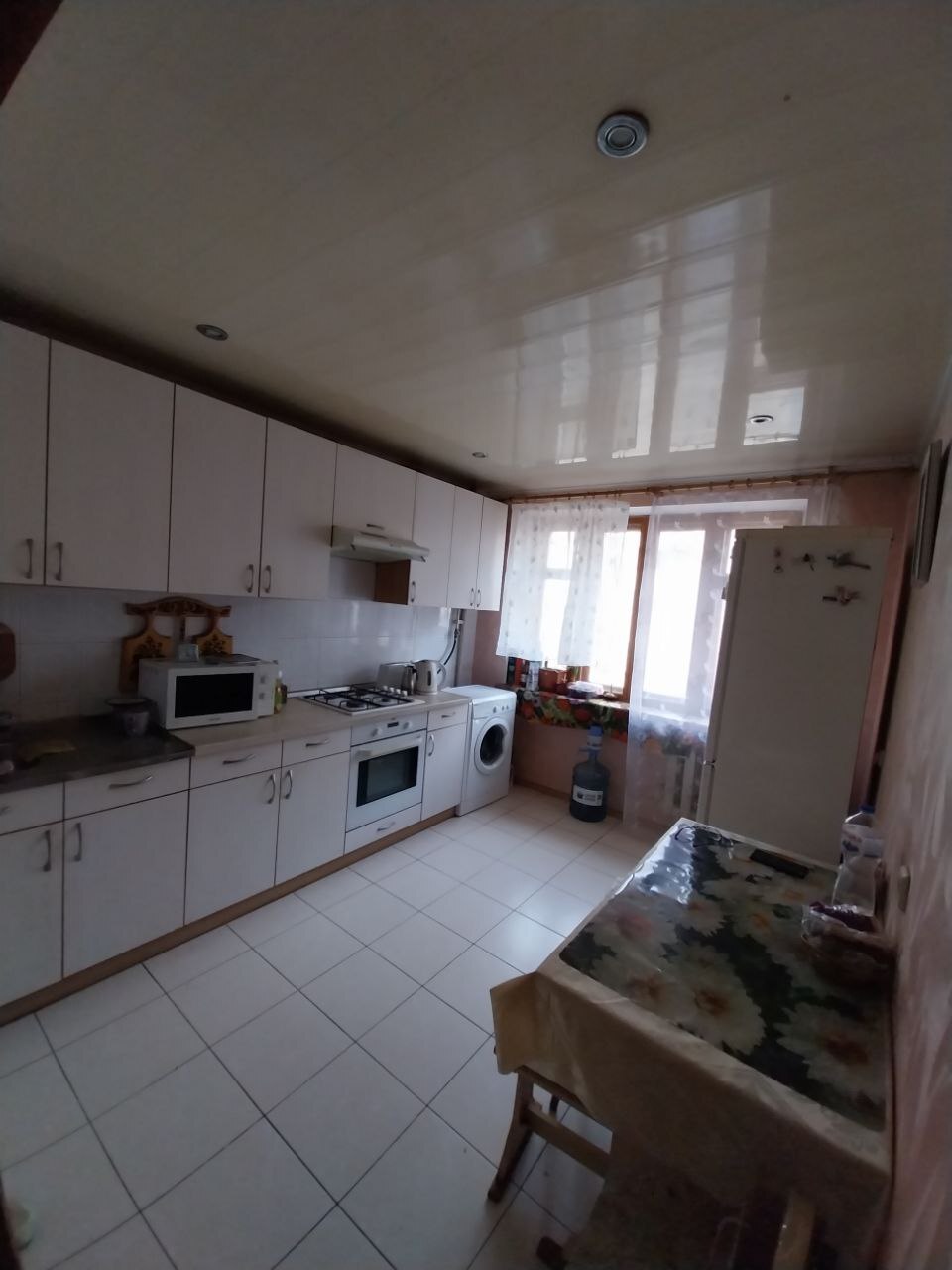 Продаж 3-кімнатної квартири 79 м², Високовольтна вул.