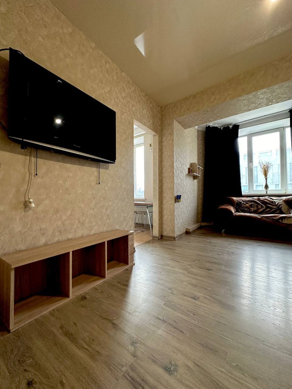 Продажа 2-комнатной квартиры 53 м², Дмитрия Яворницкого просп.