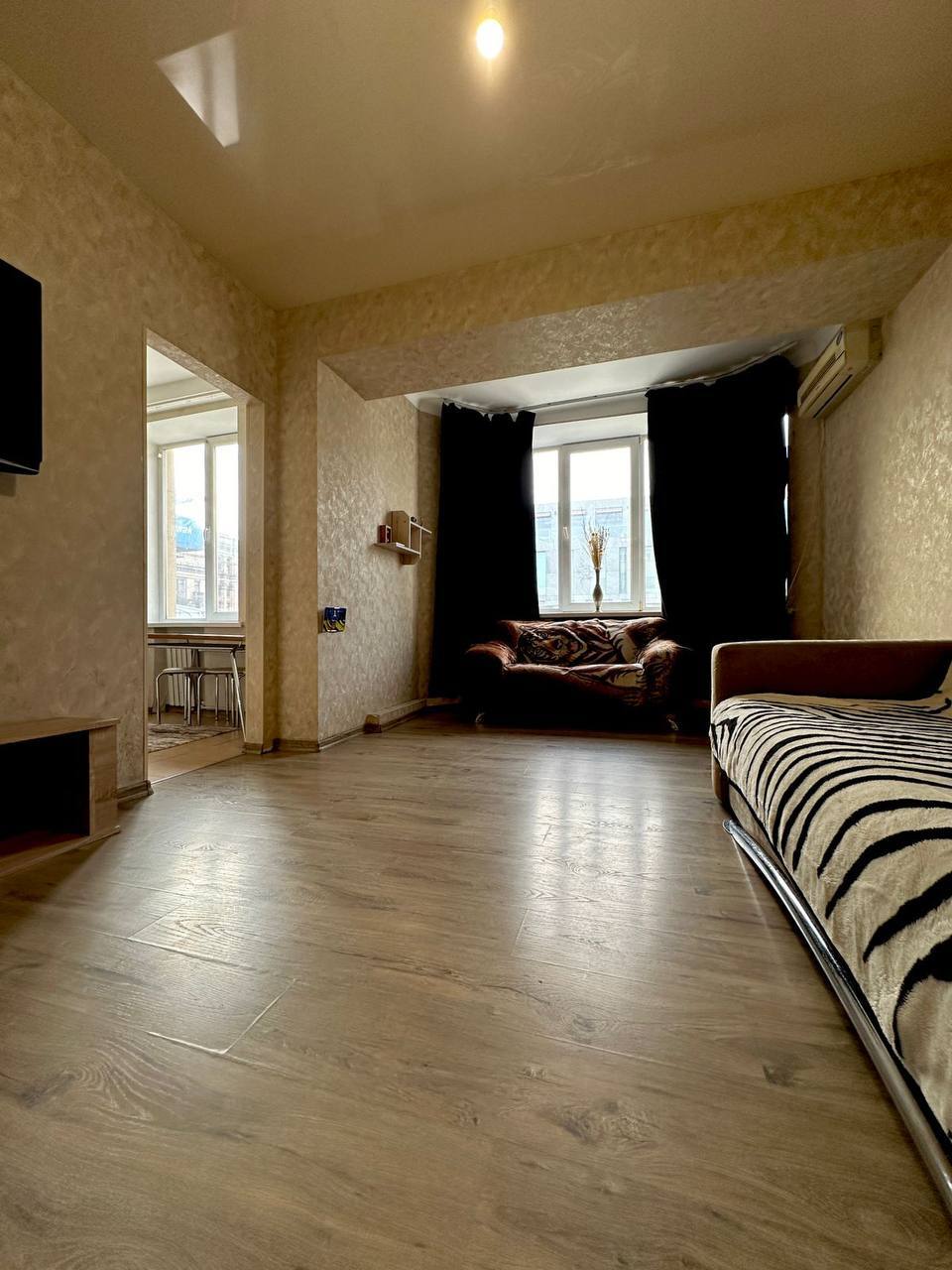 Продажа 2-комнатной квартиры 53 м², Дмитрия Яворницкого просп.