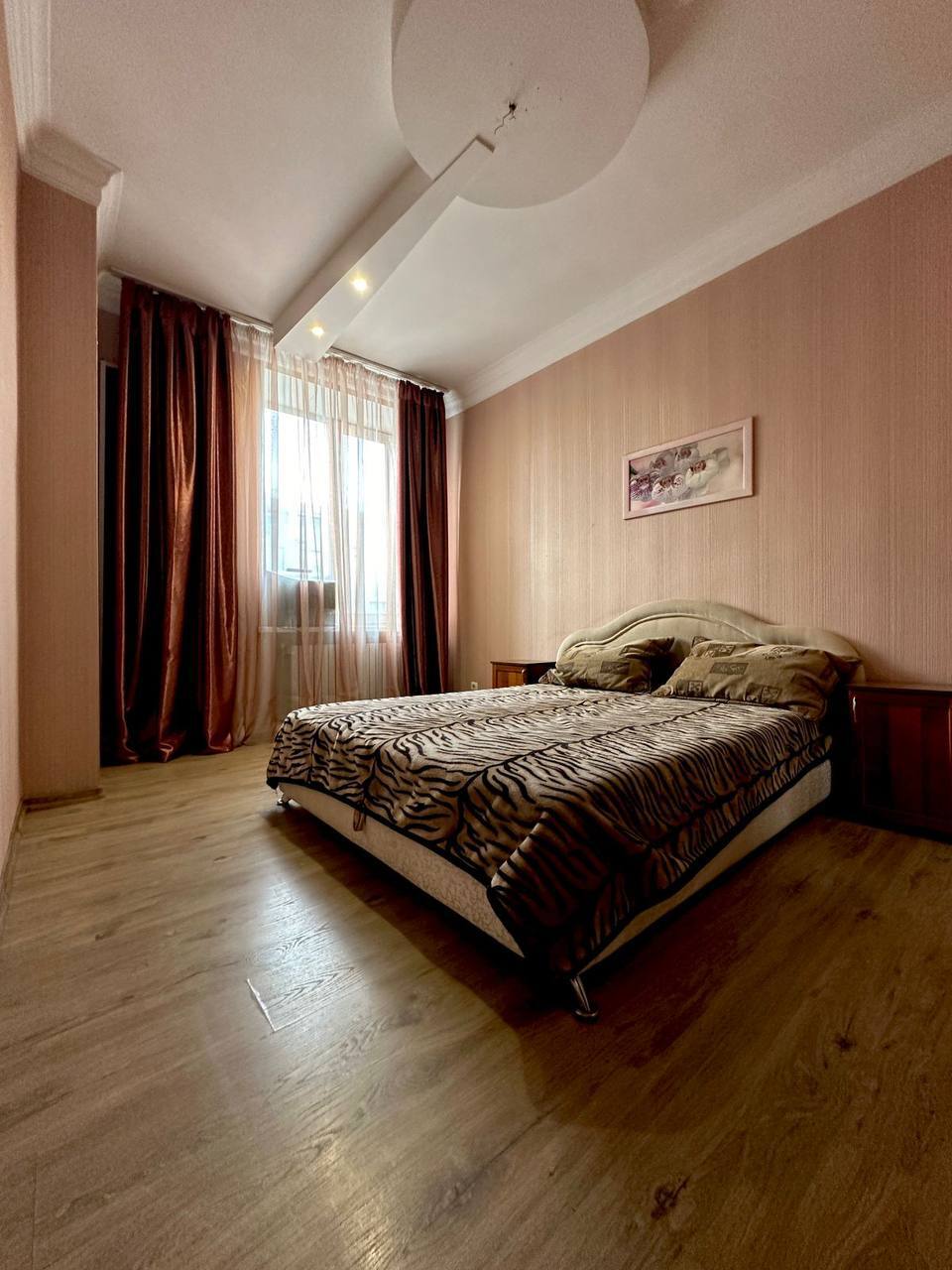 Продаж 2-кімнатної квартири 53 м², Дмитрія Яворницького просп.