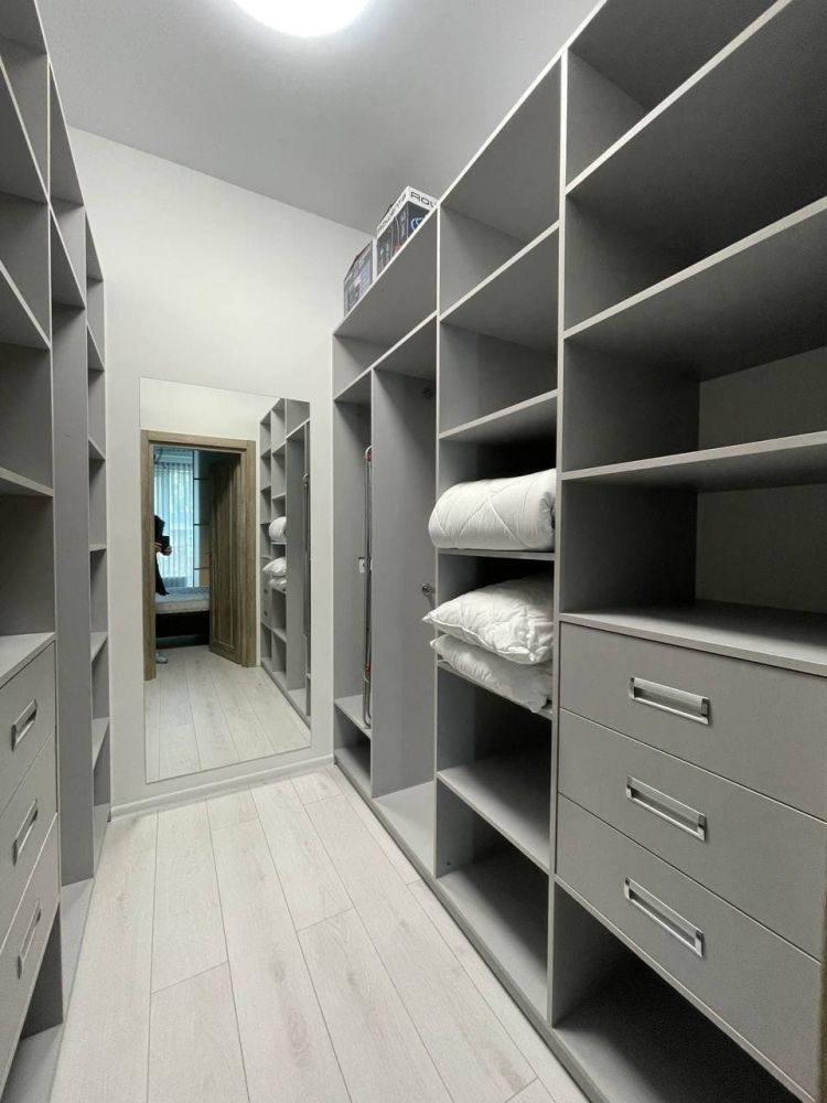Продаж 2-кімнатної квартири 64 м², Сімферопольська вул.