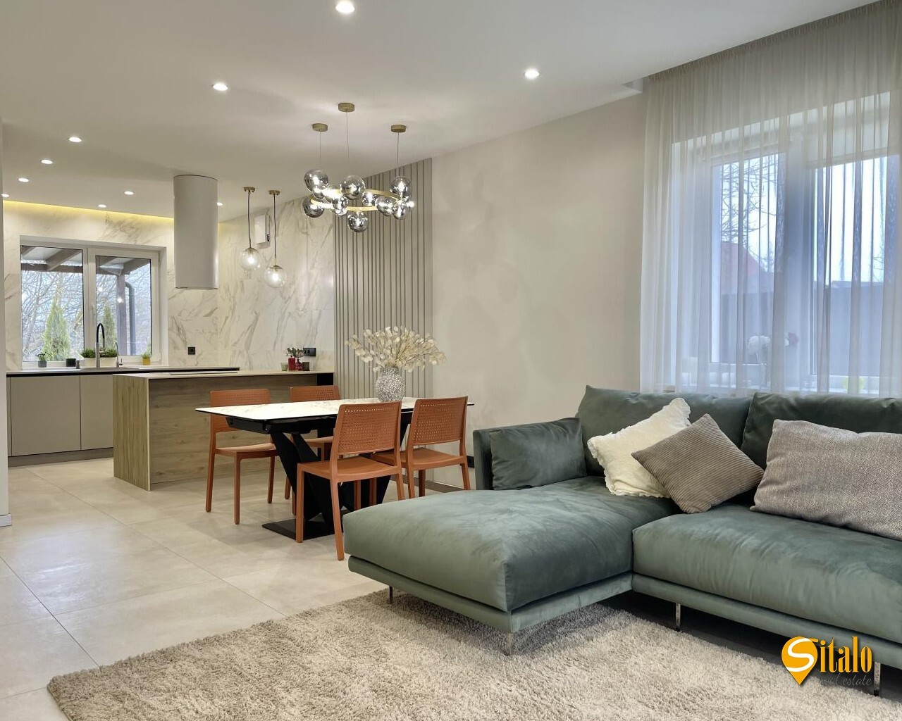 Продажа дома 180 м², 1-я Озерная ул.