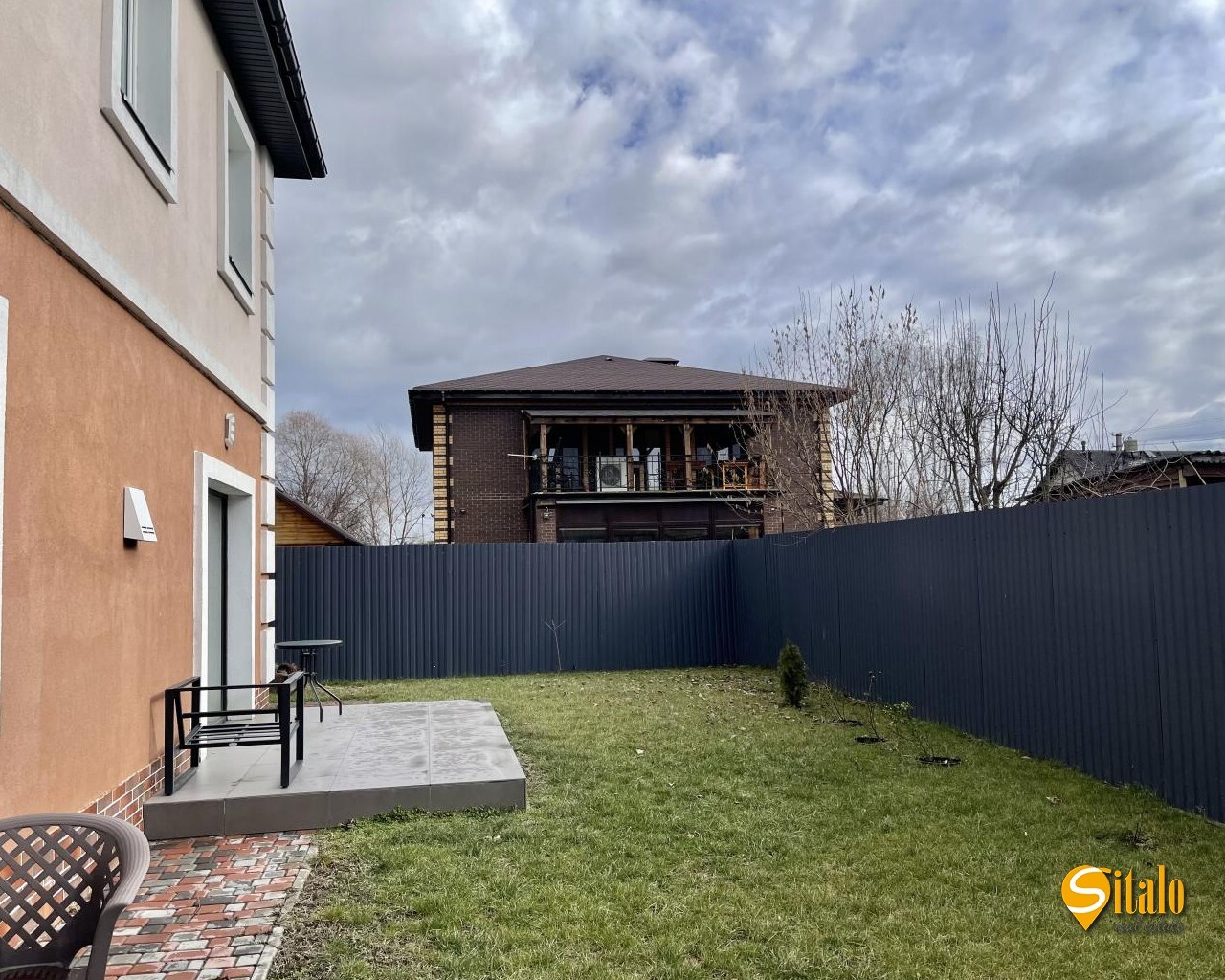 Продажа дома 180 м², 1-я Озерная ул.