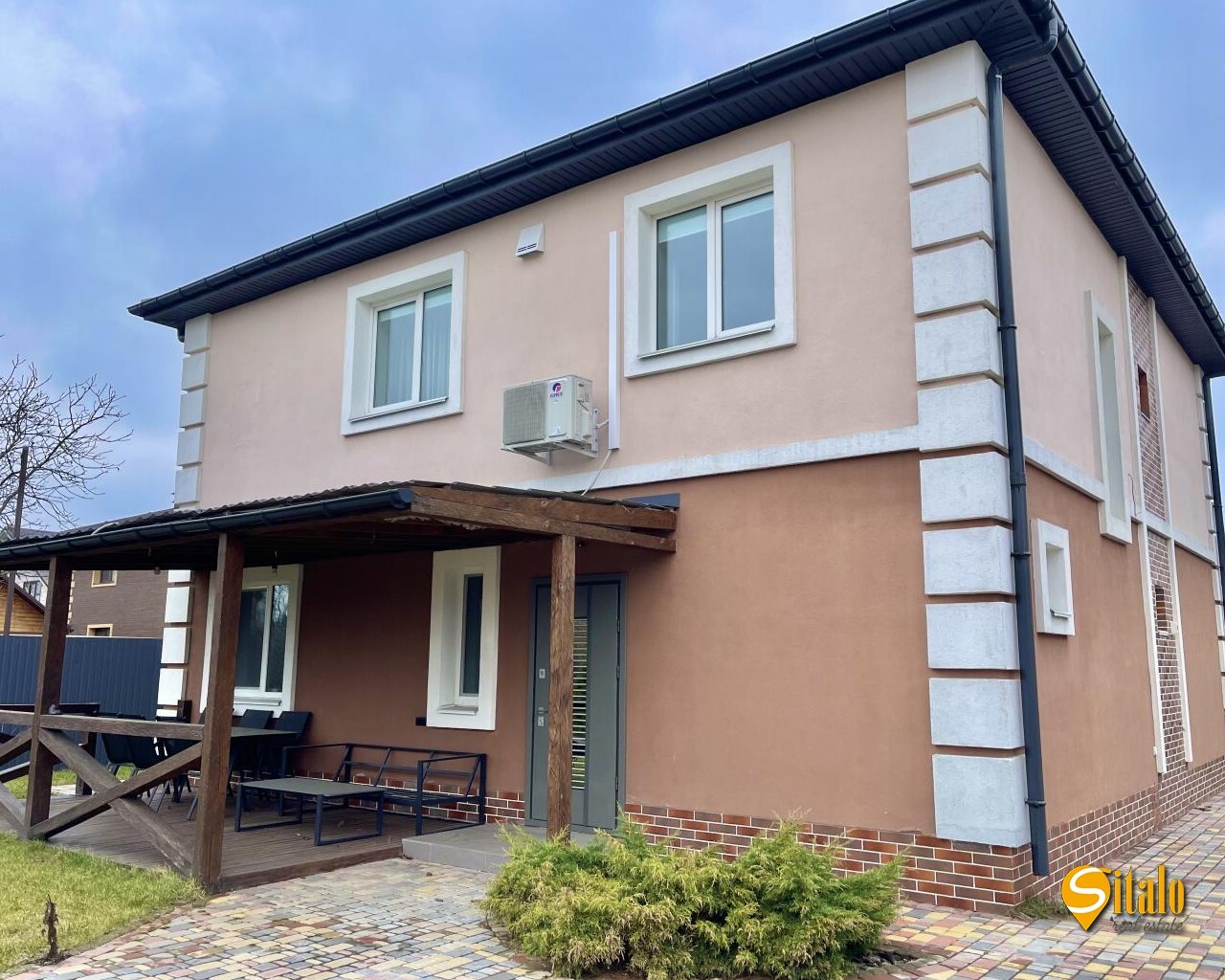 Продажа дома 180 м², 1-я Озерная ул.