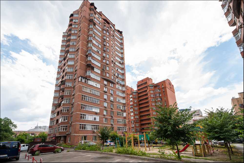 Аренда 4-комнатной квартиры 150 м², Дмитриевская ул., 13А