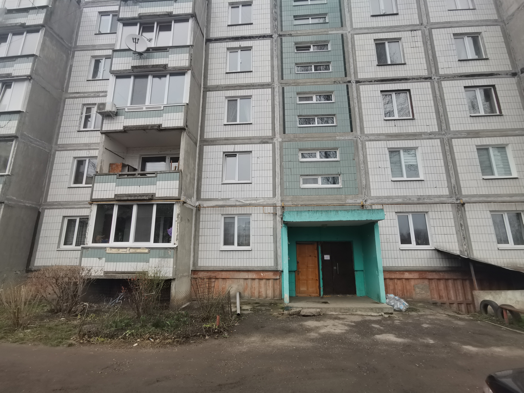 Продаж 1-кімнатної квартири 37 м², Полковника Коновальця вул.