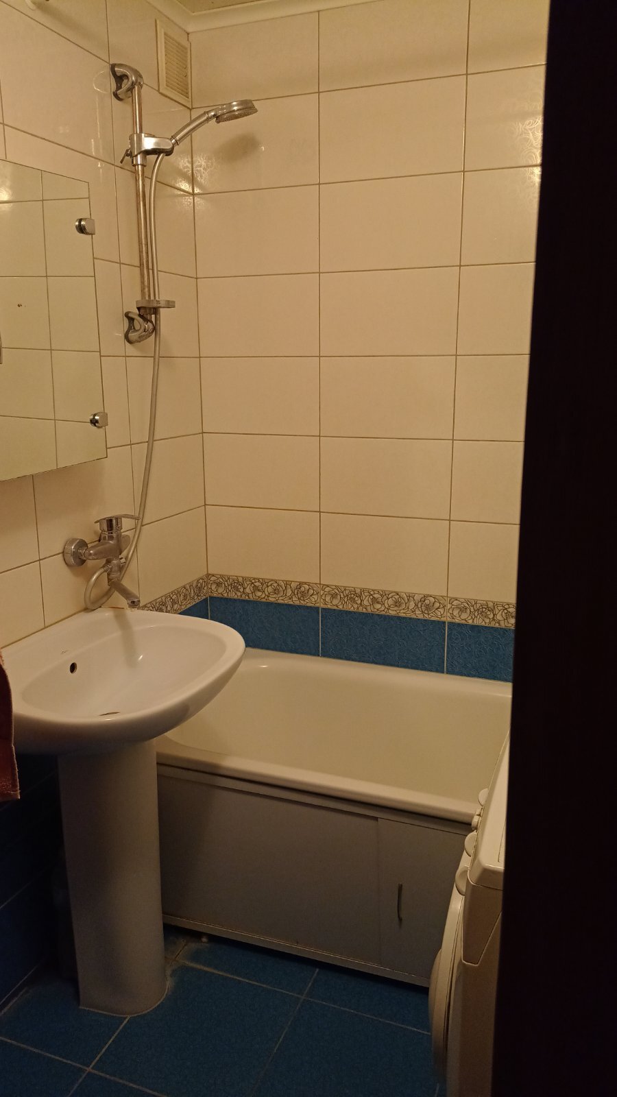 Оренда кімнати/частини квартири, Володимира Маяковського просп., 4Б