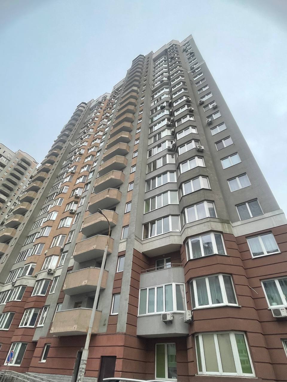 Продаж 3-кімнатної квартири 85.5 м², Пономарьова вул., 26 К4