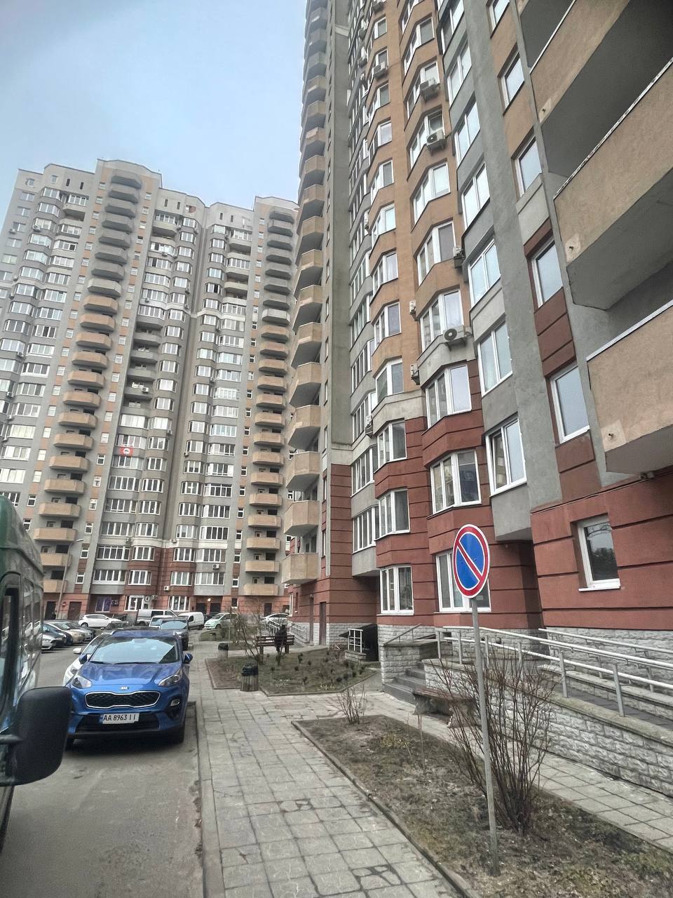 Продажа 3-комнатной квартиры 85.5 м², Пономарева ул., 26 К4