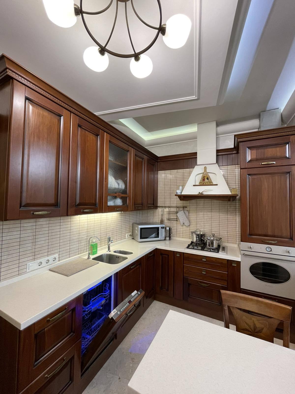 Аренда 2-комнатной квартиры 70 м², Дмитрия Яворницкого просп., 96