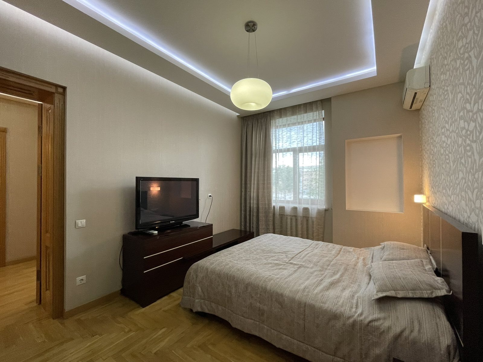 Аренда 2-комнатной квартиры 70 м², Дмитрия Яворницкого просп., 96