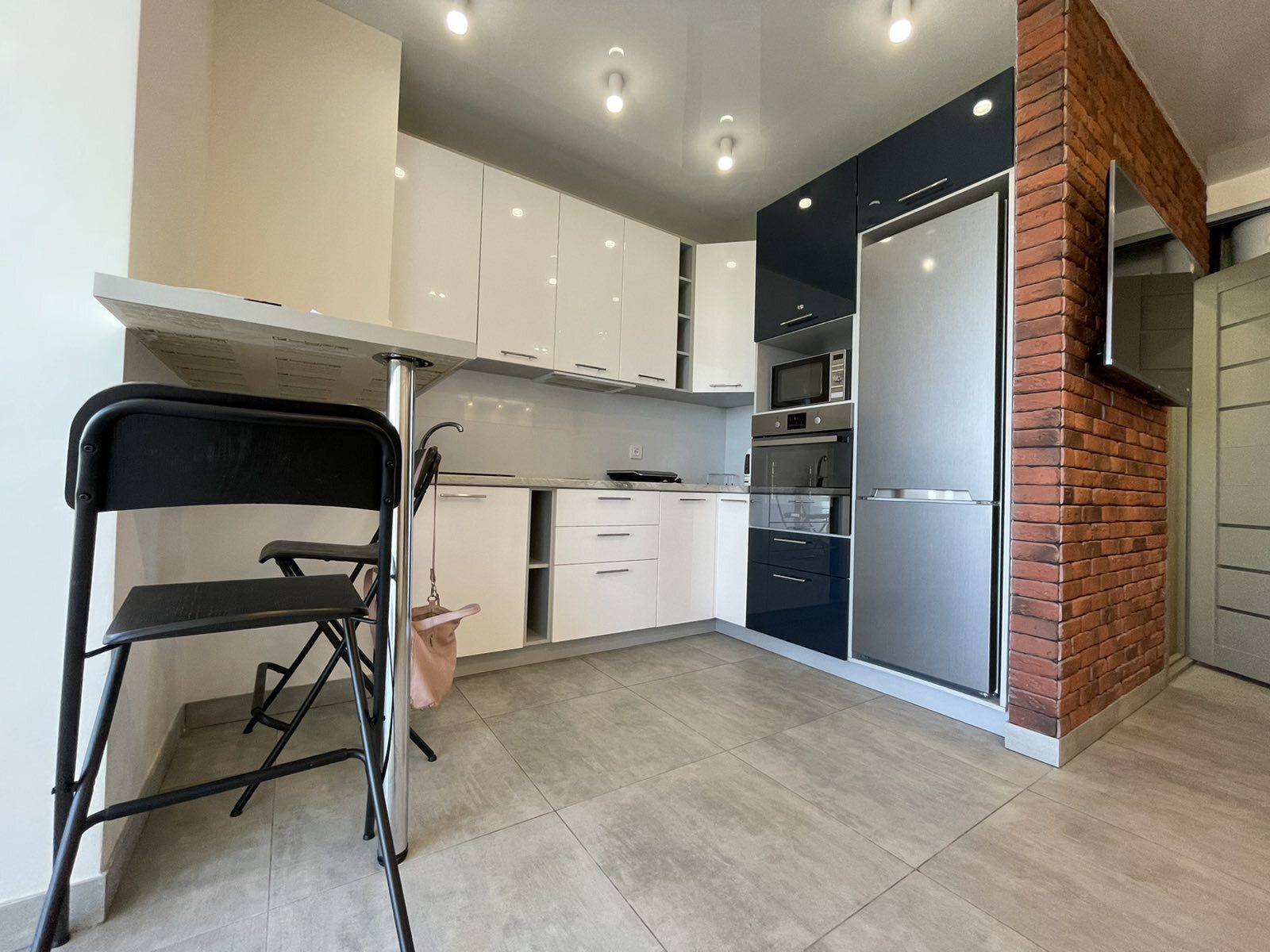 Аренда 2-комнатной квартиры 42 м², Титова ул., ул.17а