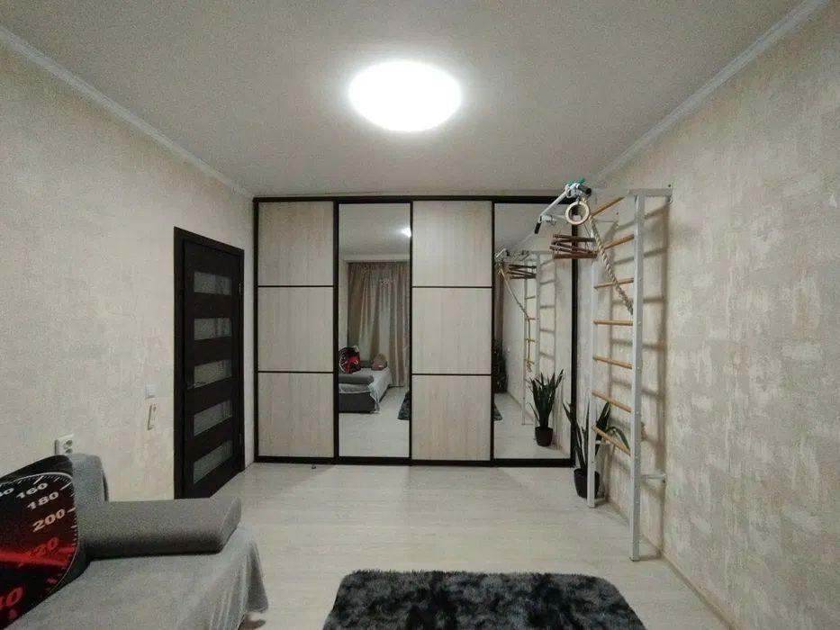 Продаж 1-кімнатної квартири 43 м², Головка вул.