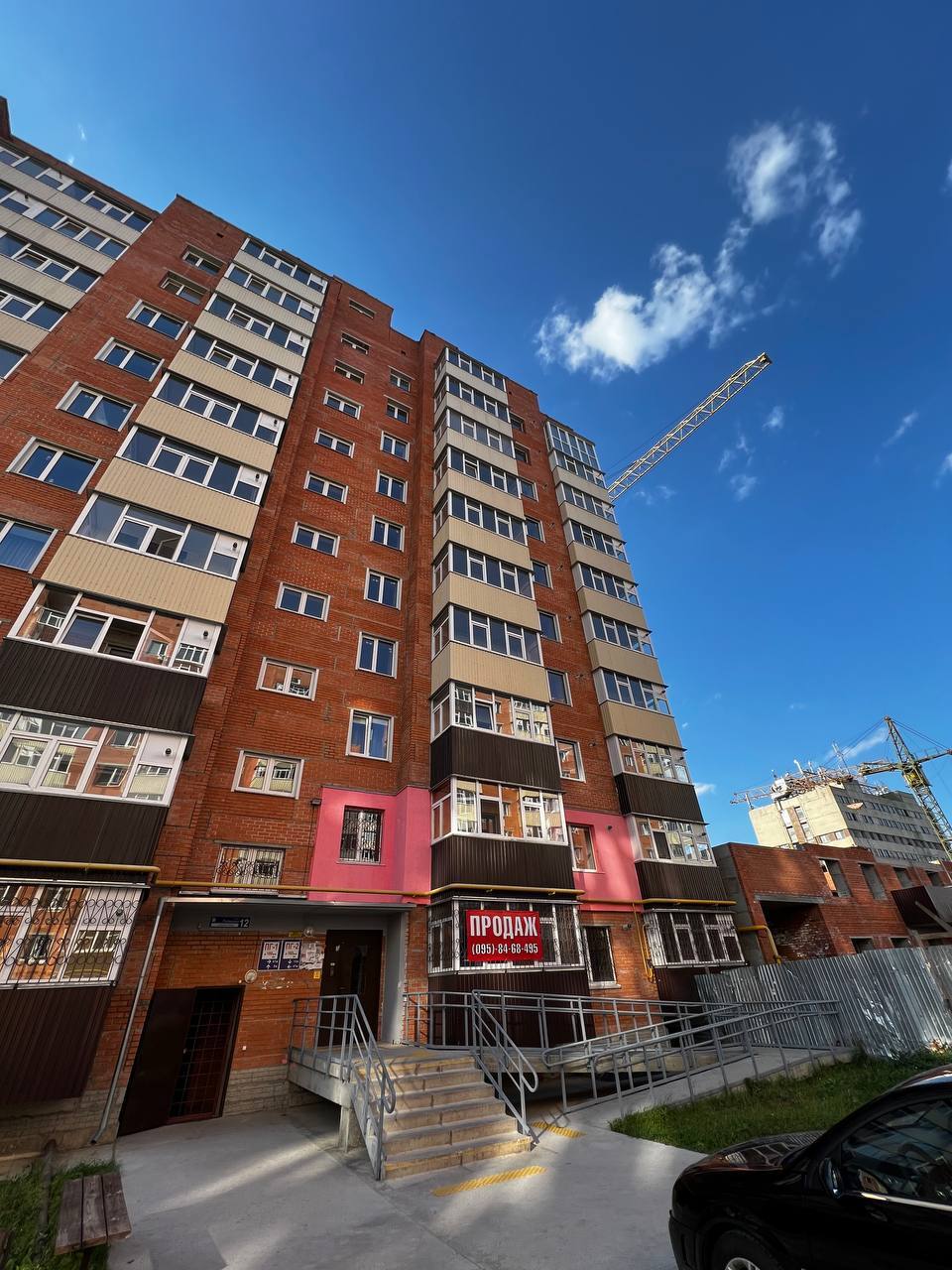 Продаж 2-кімнатної квартири 64 м², Луганська вул.