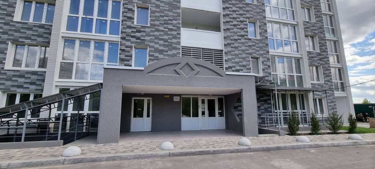 Продаж 1-кімнатної квартири 51 м², Ревуцького вул., 54б