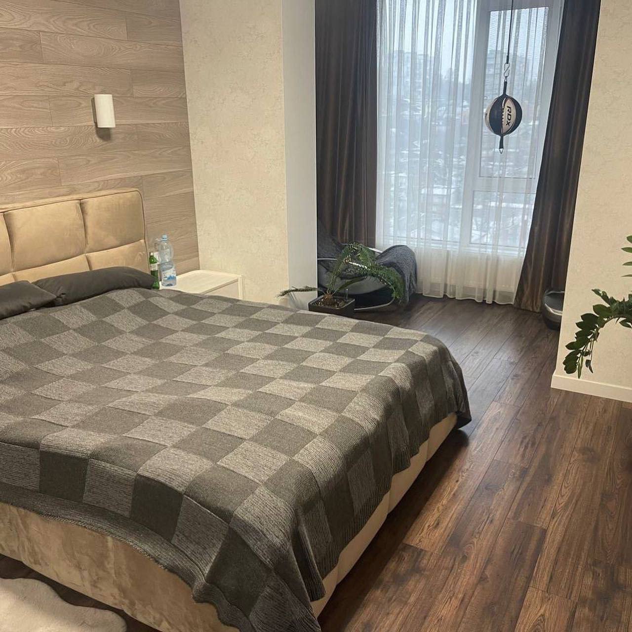 Продаж 3-кімнатної квартири 78 м², Василя Жуковського вул.
