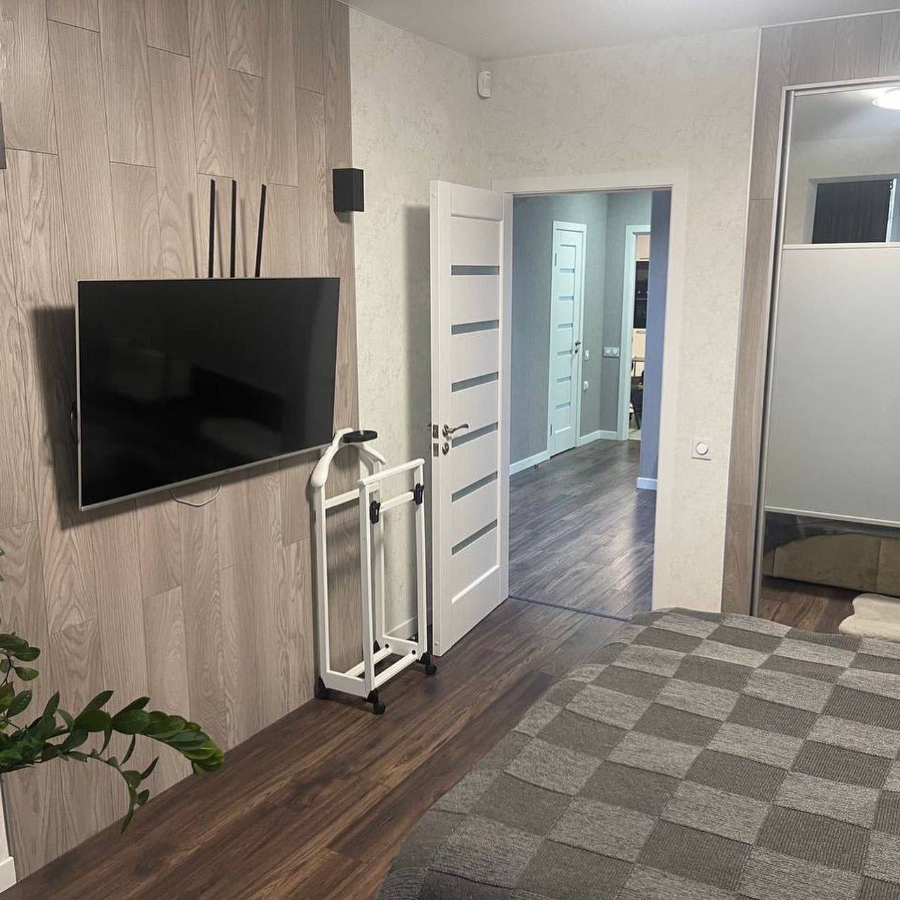 Продажа 3-комнатной квартиры 78 м², Василия Жуковского ул.