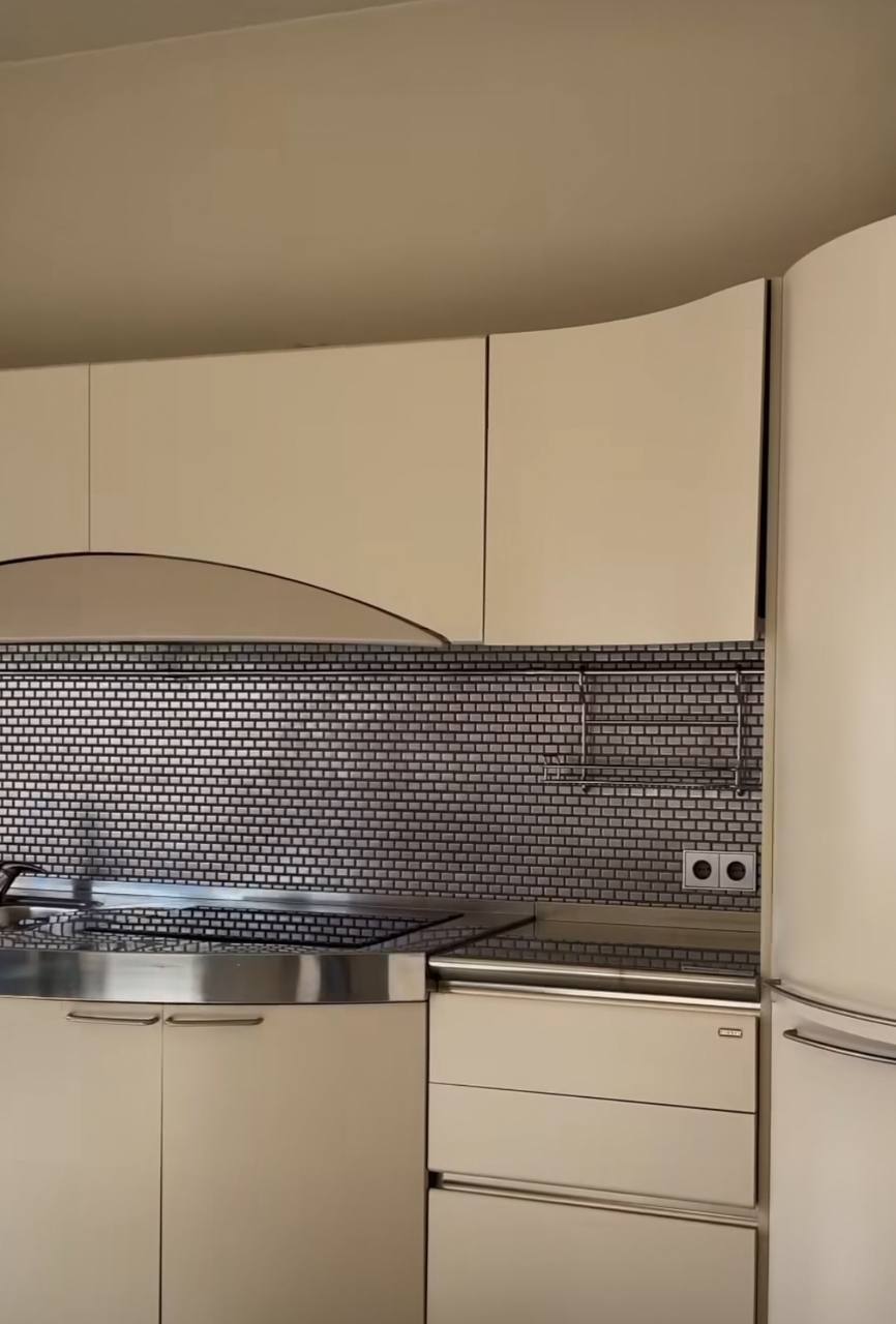 Продаж 2-кімнатної квартири 86 м², Володимира Вернадського вул.
