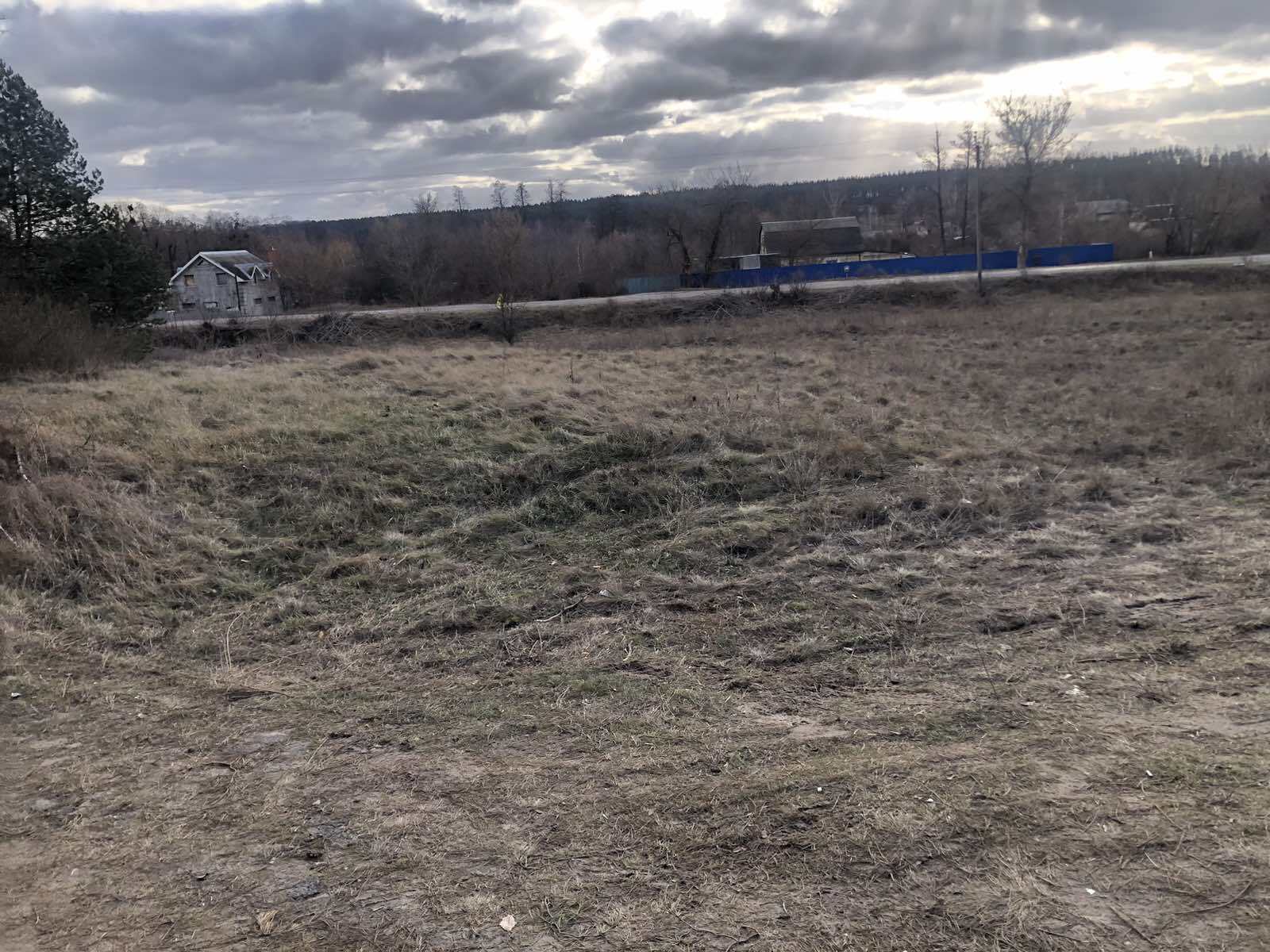 Продаж ділянки під індивідуальне житлове будівництво 43 соток