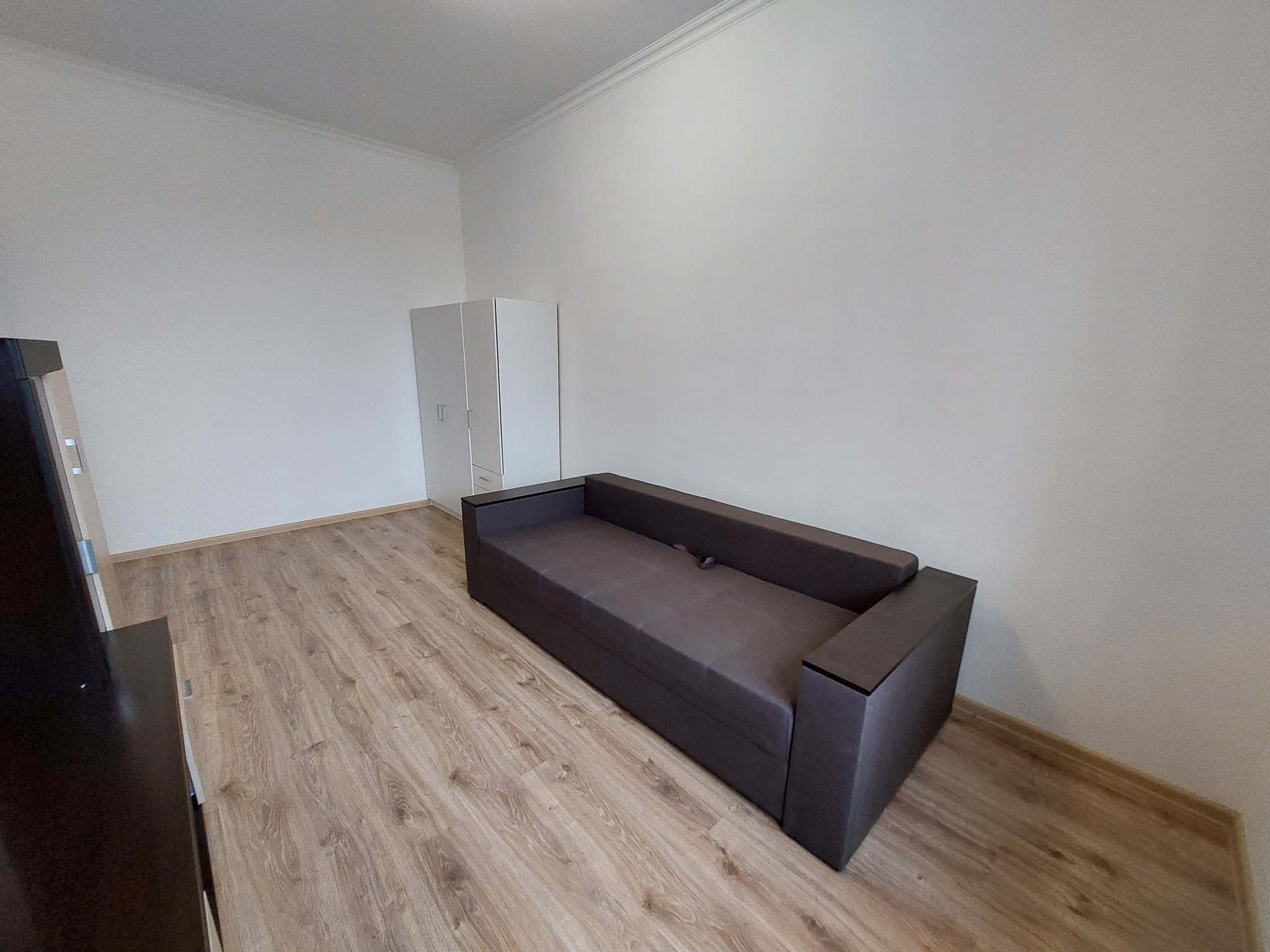 Продажа 2-комнатной квартиры 50.5 м²