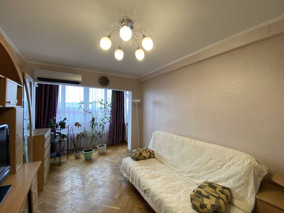 Продажа 3-комнатной квартиры 79.6 м², Андрея Головко ул., 31