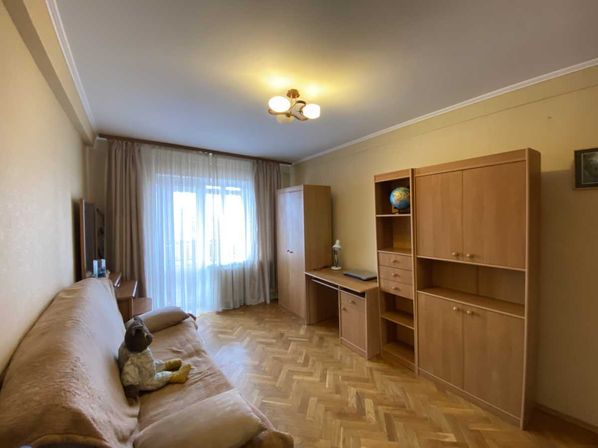 Продажа 3-комнатной квартиры 79.6 м², Андрея Головко ул., 31