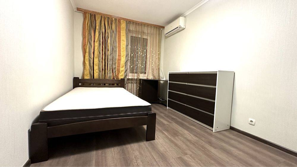 Продаж 3-кімнатної квартири 71 м², Володимира Вернадського вул.