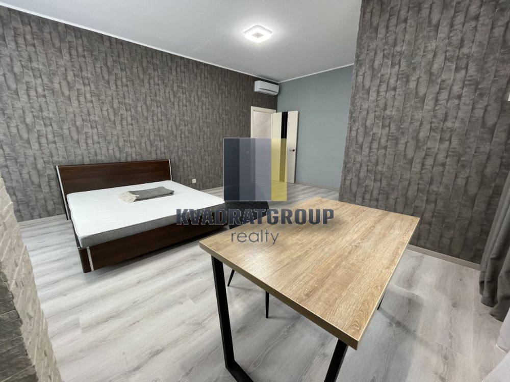 Продаж 3-кімнатної квартири 120 м², Сімферопольська вул.