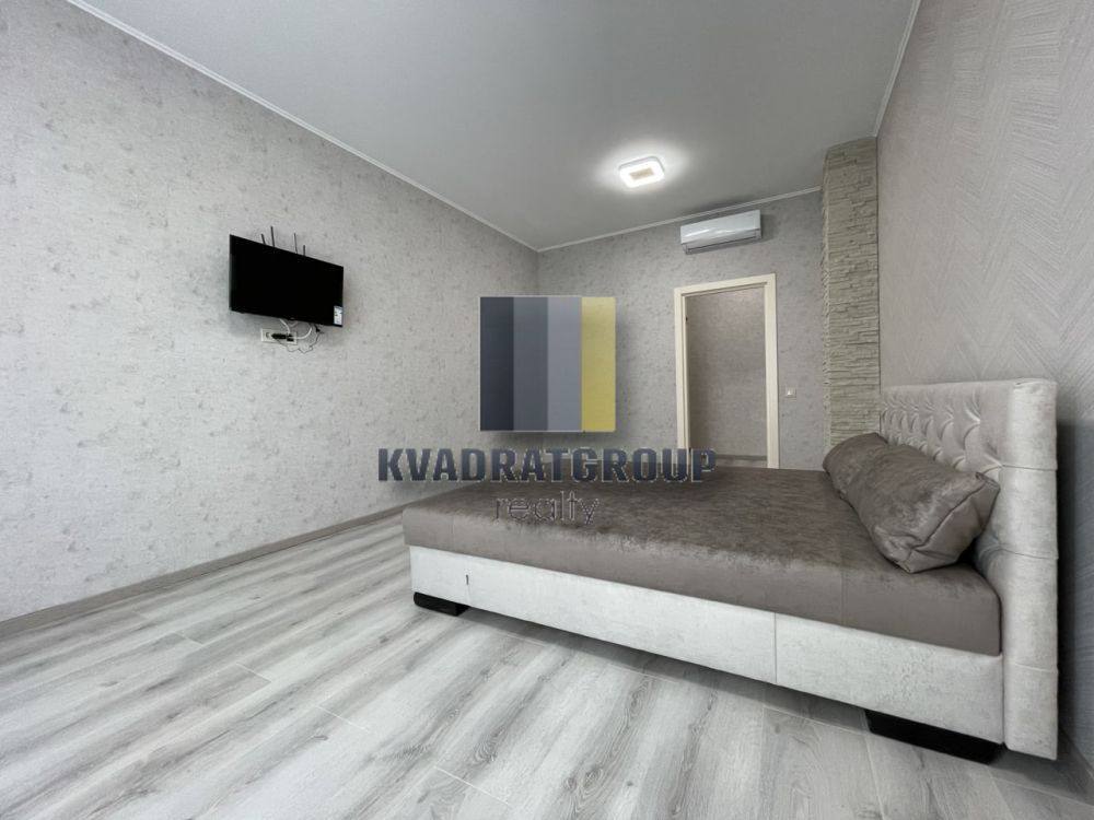 Продажа 3-комнатной квартиры 120 м², Симферопольская ул.