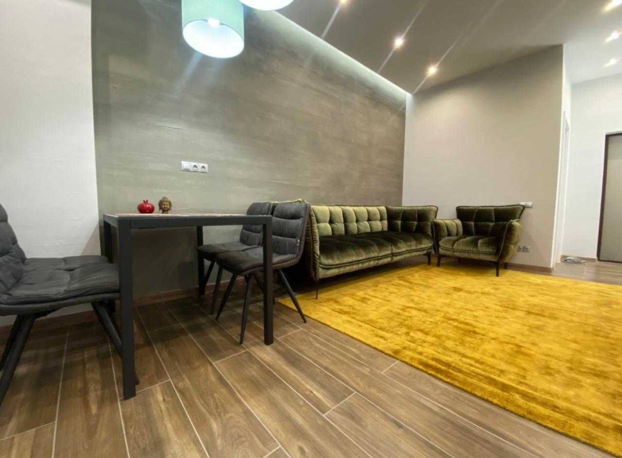 Продаж 2-кімнатної квартири 52 м², Сергія Подолинського вул.