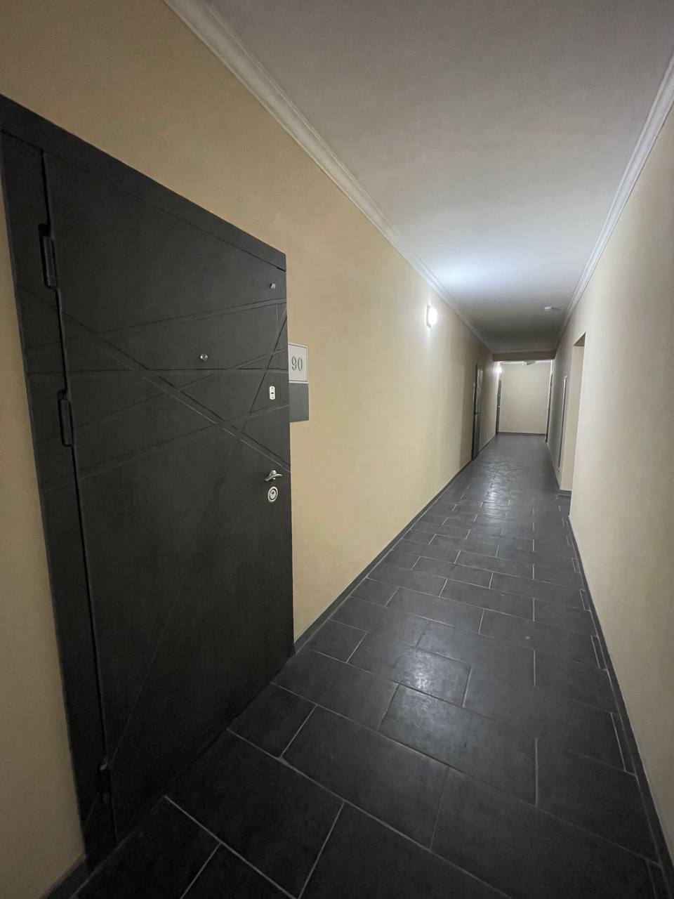 Продаж 1-кімнатної квартири 44.8 м², Шкільна вул., 73Г