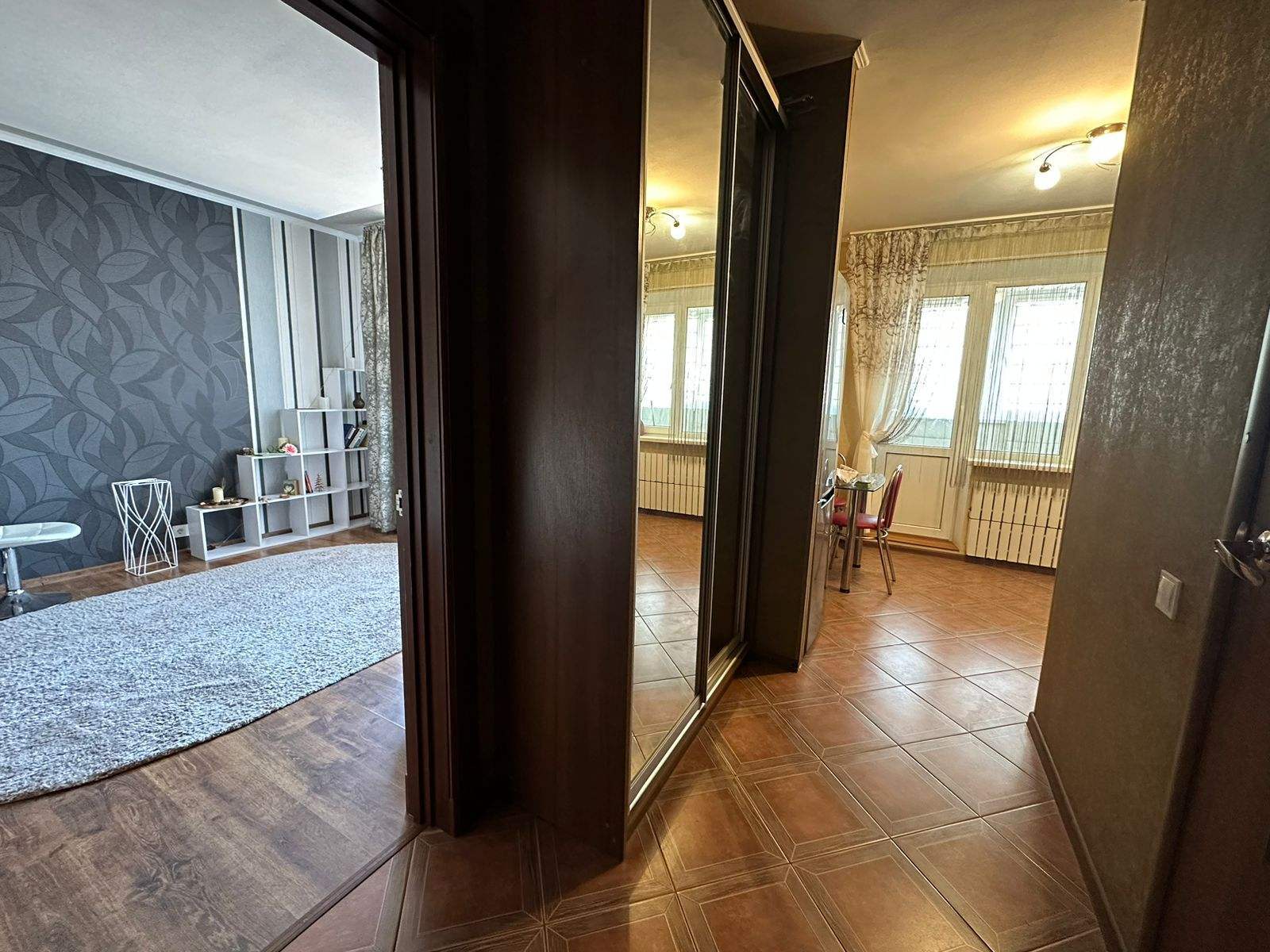 Аренда 1-комнатной квартиры 40 м², Лопанская ул.